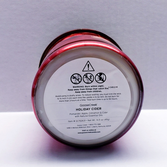 Goose Creek HOLIDAY CIDER Large 3-Wick Scented Candle, 14.5 oz - Picture 4 of 5